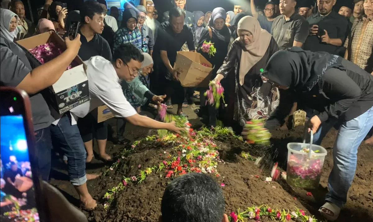 mantan bupati jombang meninggal