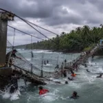 Jembatan Gantung Pangandaran Ambruk
